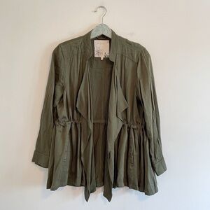 En Creme Green Cascade Front Lightweight Jacket